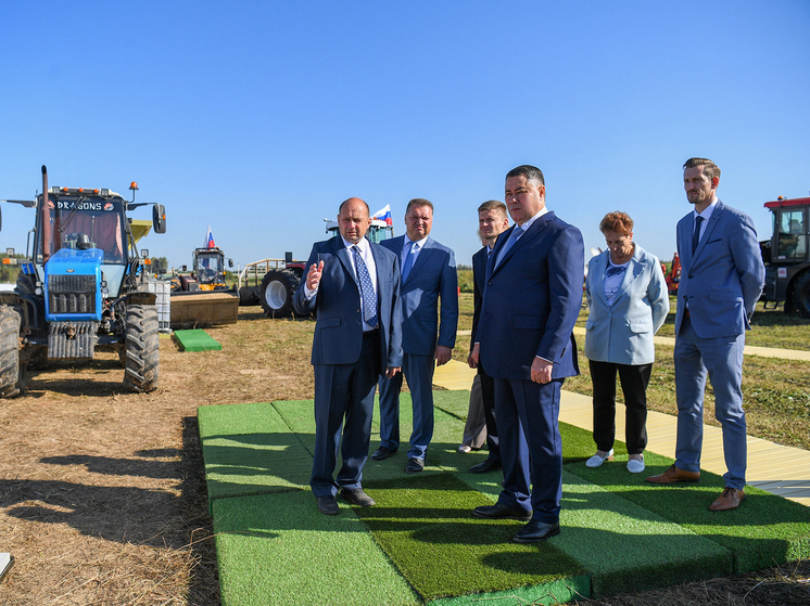 Губернатор Тверской области посетил колхоз “Мир” в Торжокском округе