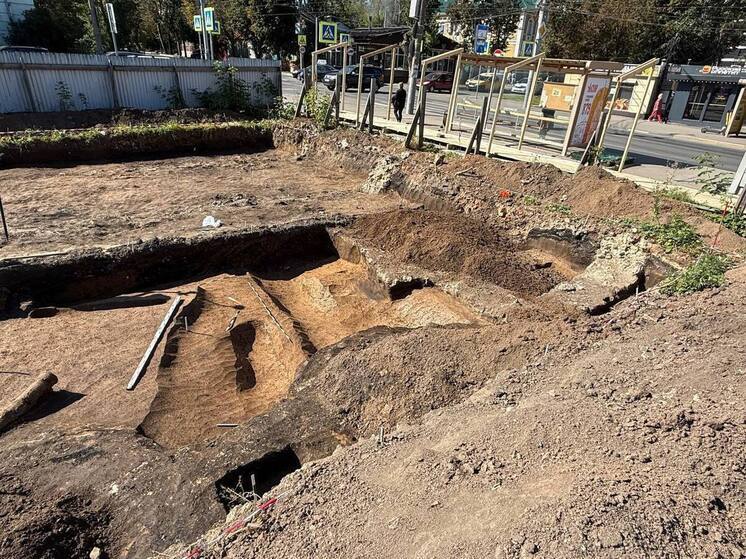 В Туле археологи начали копать участок в центре, где построят новую 7-этажку