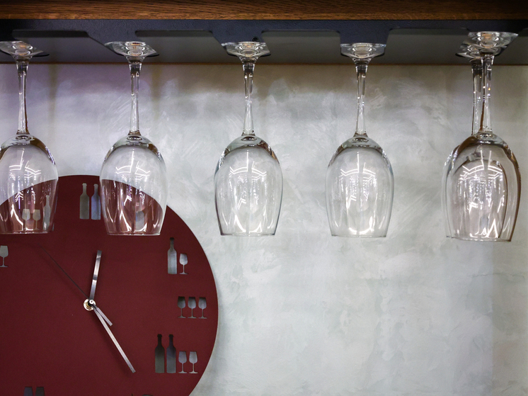 В Новосибирске восьмилетнего школьника поставили на учет из-за алкоголизма