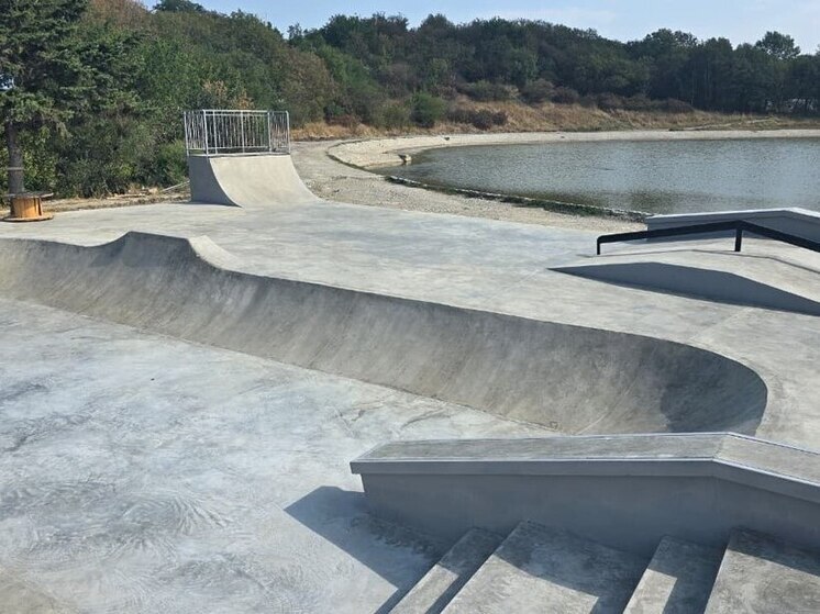 В Железноводске полным ходом идет благоустройство парка имени Говорухина