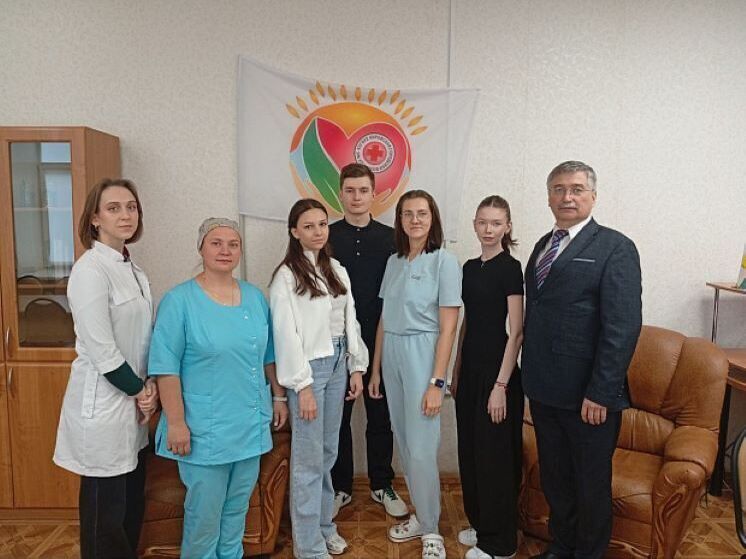 В кировской больнице No 5 пополнение: 8 новых специалистов приступили к работе