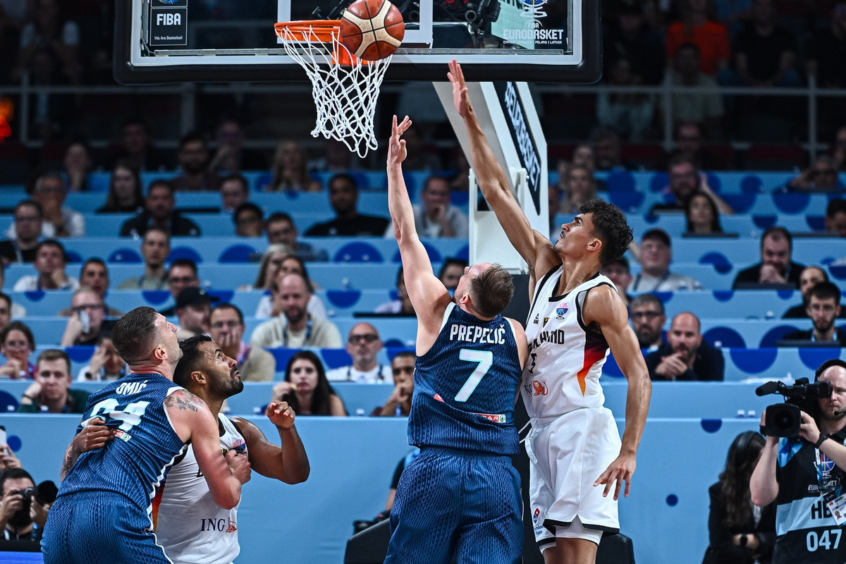 В мировом баскетболе наблюдается смена власти