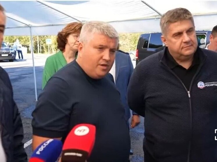 Дронов поручил сразу приступить к ремонтам дорог после заключения контрактов на 2026-2027 годы