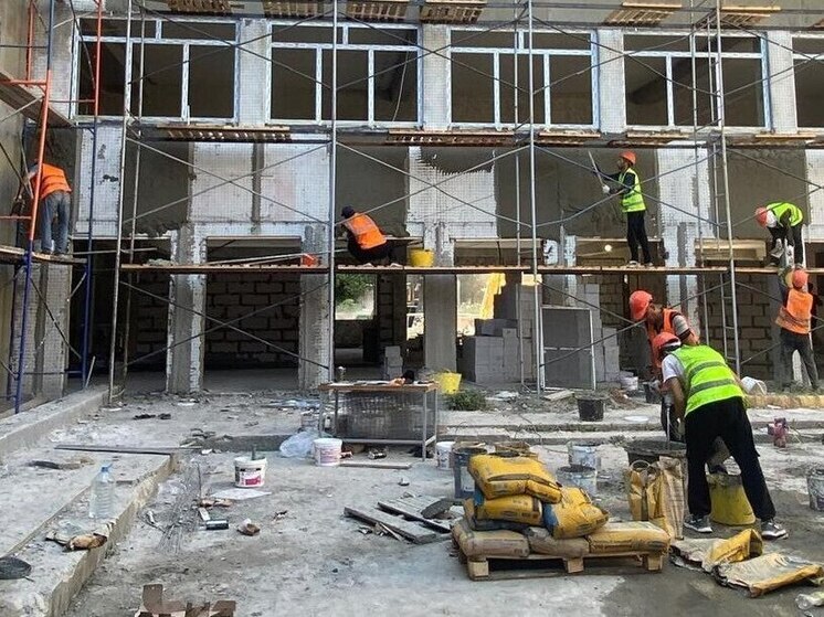 Капитальный ремонт гимназии №6 в Сочи выполнен на треть