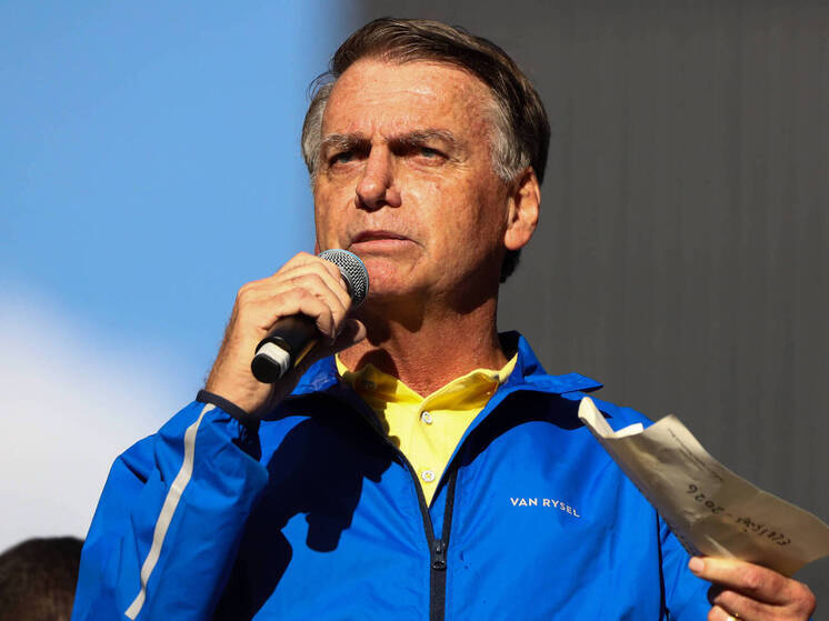 Верховный суд Бразилии приговорил экс-президента Болсонару к 27 годам и 3 месяцам тюрьмы