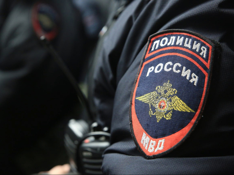 В Якутске полицейские разоблачили мужчину, фиктивно зарегистрировавшего 39 иностранцев