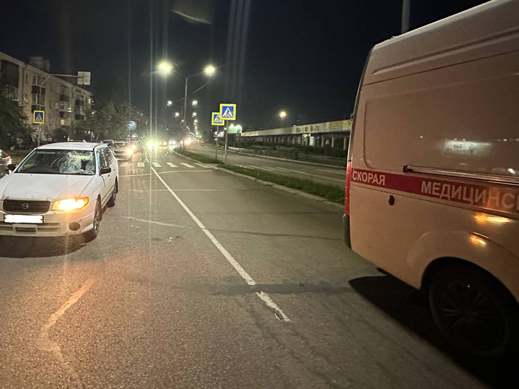 В Улан-Удэ водители серьезно травмировали пешеходов на парковке и переходе