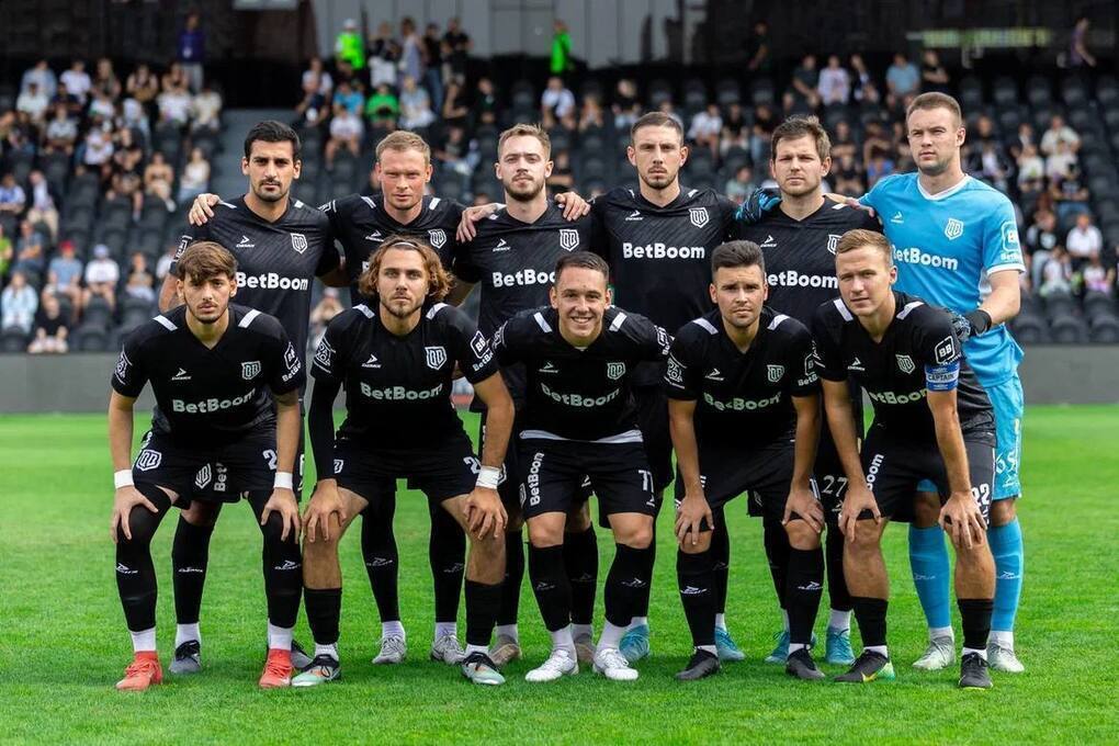 «Амкал» и Broke Boys добились побед в Пути регионов Кубка России