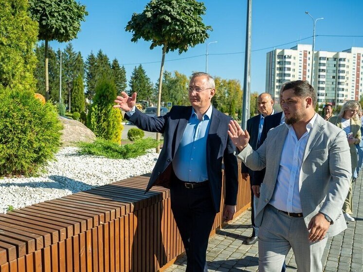 Калужский губернатор посетил дорогу к «Наследию»