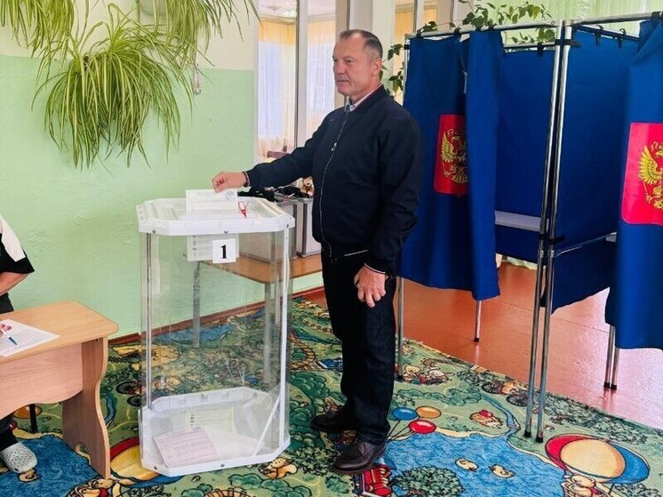 Сенатор Игорь Мурог проголосовал на выборах депутатов Рязанской областной Думы