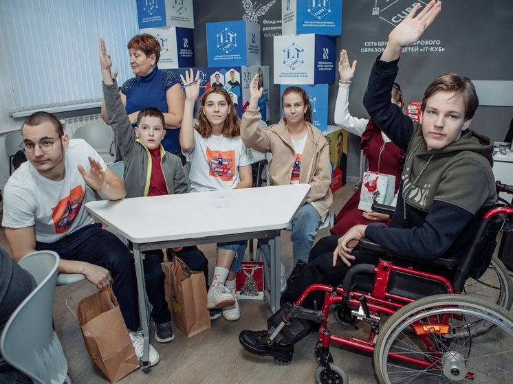 В Смоленске скоро начнет прием работ на конкурс «Проектор» для детей с ОВЗ