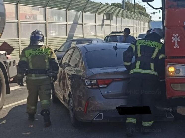 Легковушка и грузовик встретились на трассе «Калуга-Медынь»