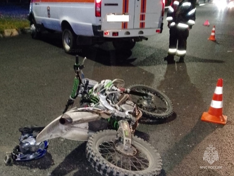 Человек пострадал в ДТП с мотоциклом и легковушкой в Обнинске