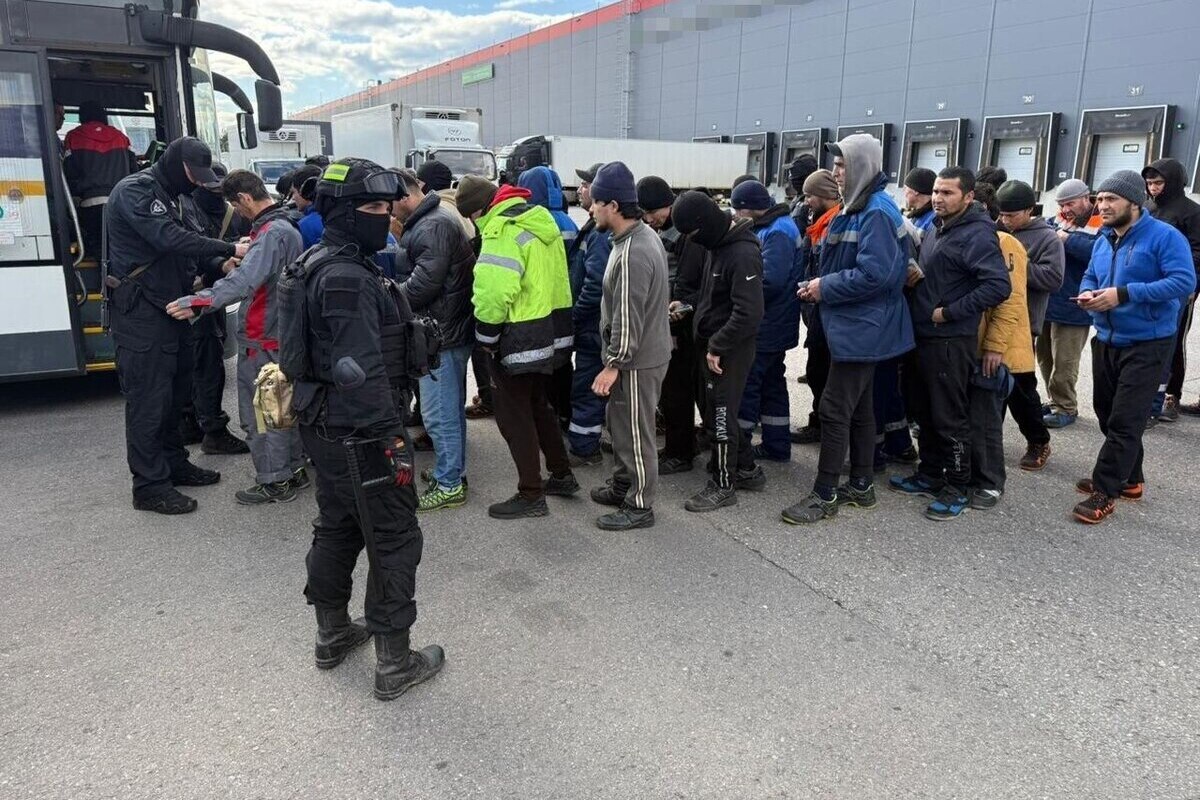 В Подмосковье оштрафовали 57 иностранцев за нарушения миграционного законодательства