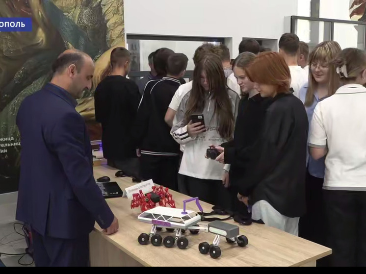 В Мелитополе открылся новый сезон профориентационного курса «Россия — мои горизонты»