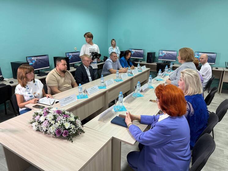 В ДНР открылась цифровая лаборатория моделирования пищевых систем