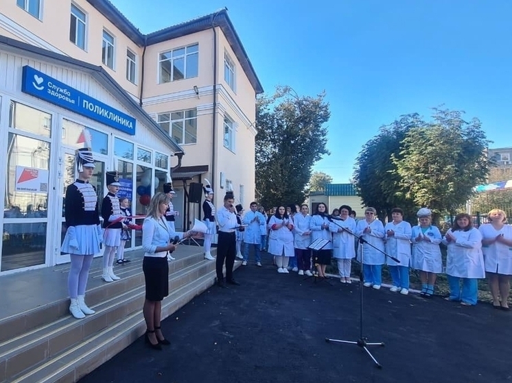 В Сухиничах после ремонта открылась поликлиника