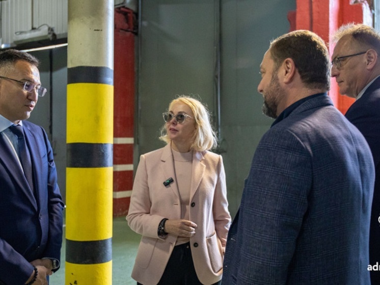 Врио губернатора НАО посетила КБ и БО