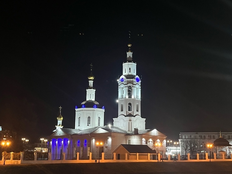В столице Орловской области провели первое ночное молодёжное Богослужение