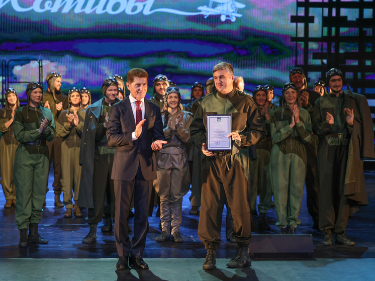 «Наши зрители ждут этого, аншлаги всегда сопровождают ваши представления»: Олег Кожемяко открыл 93-й театральный сезон