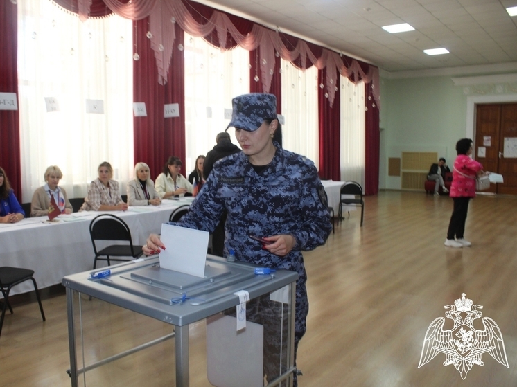 Росгвардейцы приняли участие в Едином дне голосования в Брянской области