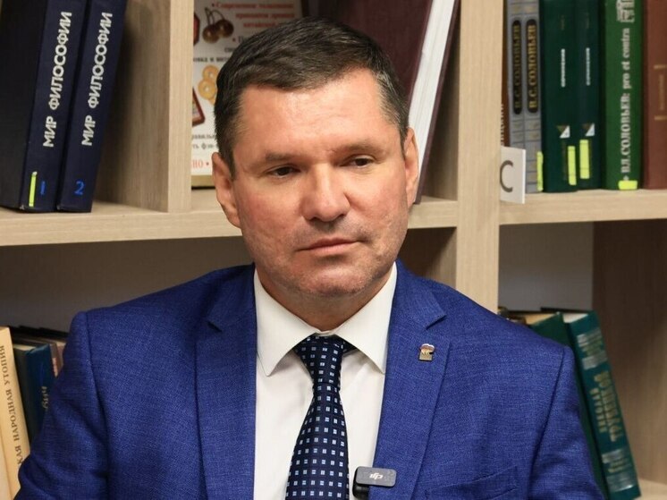 Спикер челябинской гордумы проголосовал на выборах Заксобрания