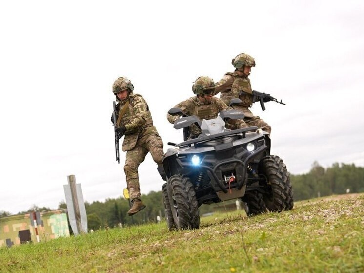 Российские десантники громят позиции ВСУ в посёлках Николаевка и Червонное западнее Часов Яра