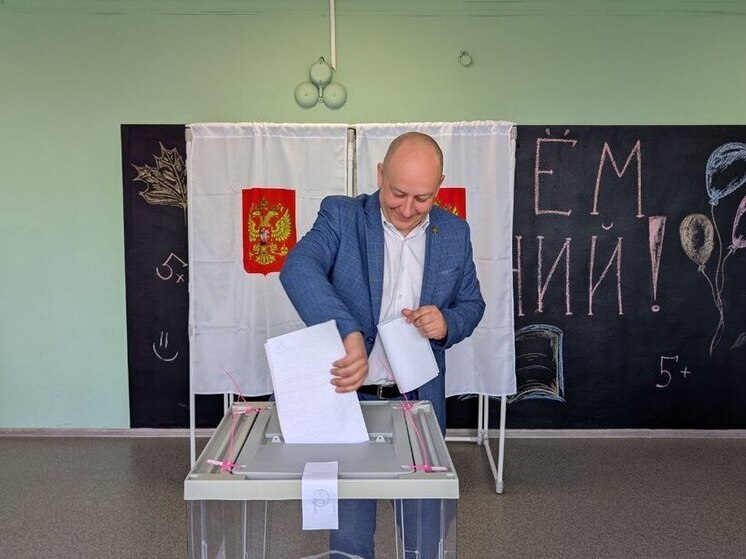 Третий кандидат в губернаторы Новгородской области проголосовал на выборах