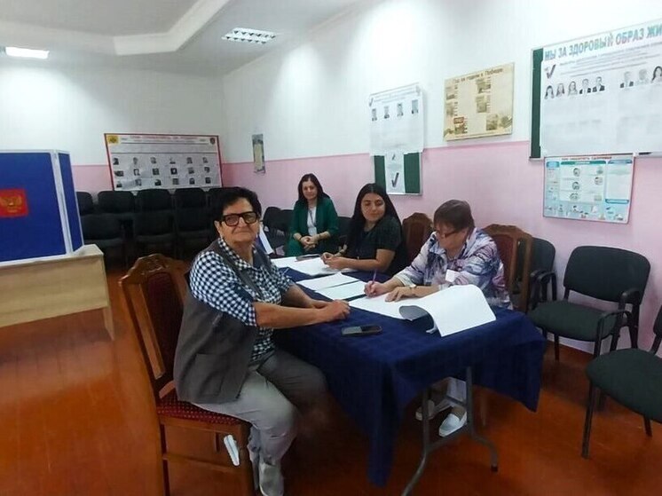 Жители села Разбитый Котёл в Сочи поучаствовали в выездном голосовании