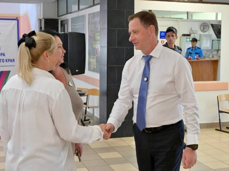 Глава Сочи осмотрел избирательные участки в Центральном и Лазаревском районах