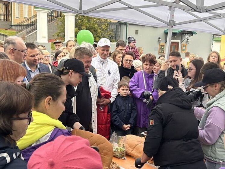 «Вкусная Вятка» удивила гигантским данаром и разнообразием деликатесов