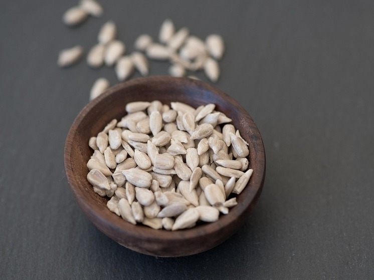 Калужанам рассказали правду о связи аппендицита и семечек