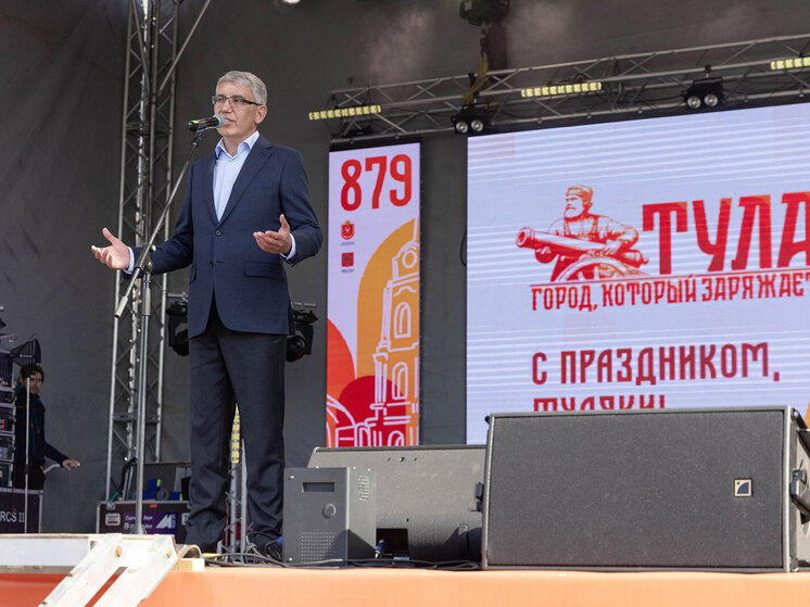 Губернатор Миляев вручил тульским спортсменам более 70 знаков ГТО