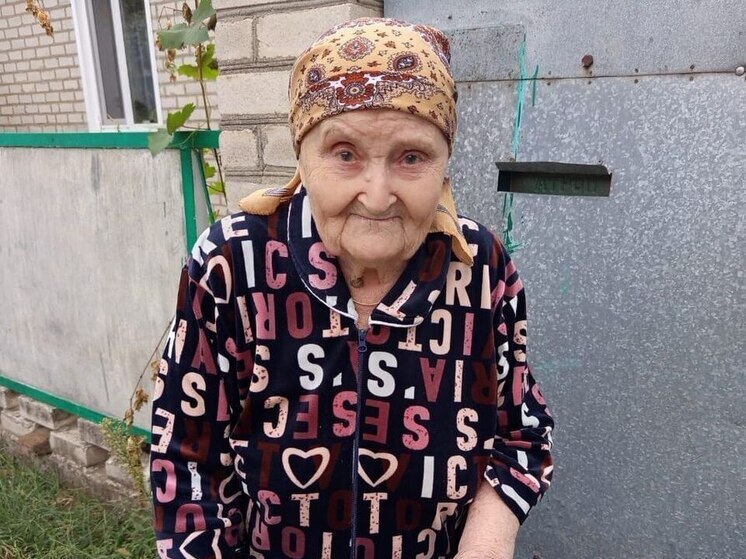 97-летняя жительница Курского округа проголосовала на дому
