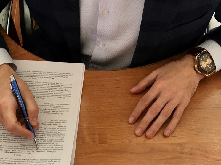 О поправках в правила ведения реестра контрактов поведали в НАО