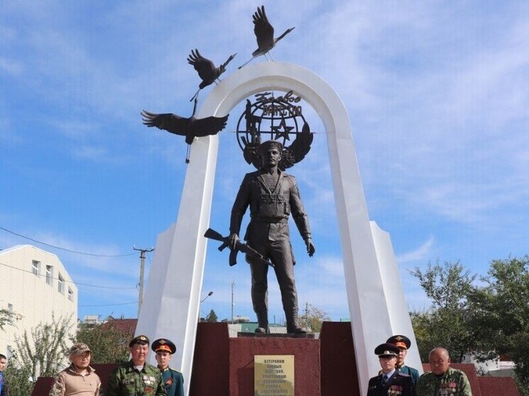 Герой-забайкалец стал прообразом памятника воинам-интернационалистам в Могойтуе