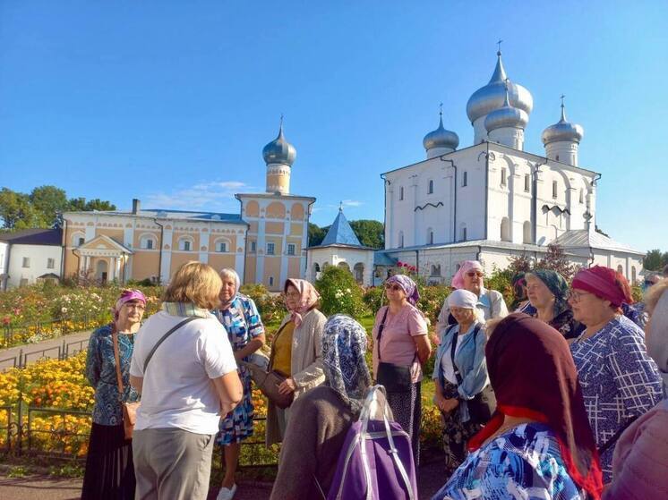 Новгородские активисты серебряного возраста посетили «Православные святыни»