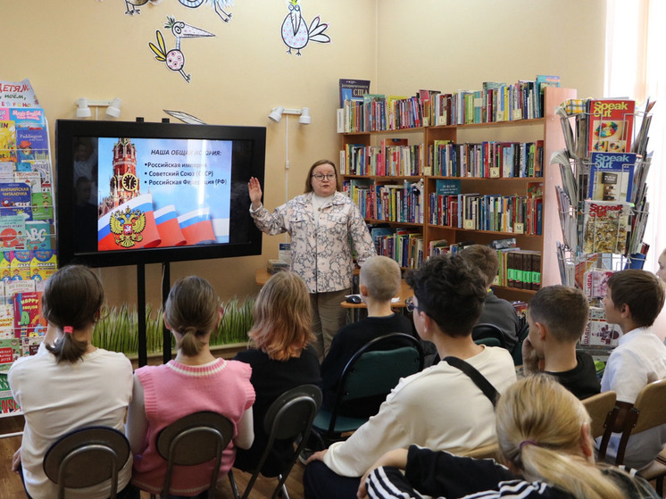 В Мурманске школьники узнали историю и культуру бывших республик СССР