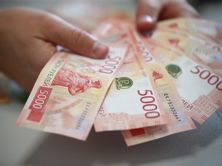 В Волгоградской области задержали курьера телефонных мошенников