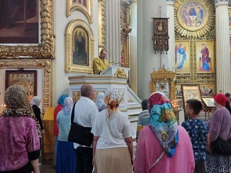 Петербуржцам посоветовали не подметать пол в православный Новый год 14 сентября
