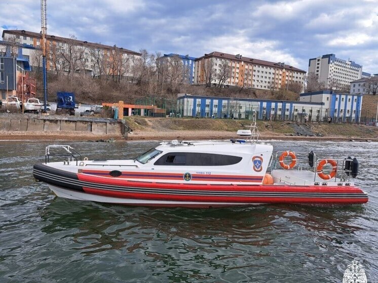 Приморские спасатели получили на вооружение два новых скоростных катера