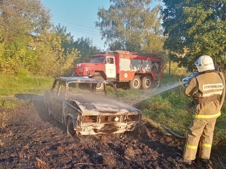В Курской области 14 сентября сгорели ВАЗ -2105 и «Газель»