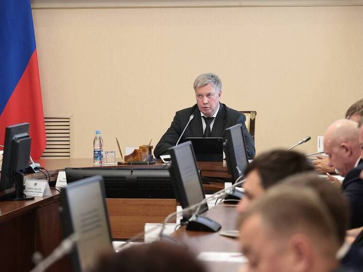 100 школьников из ДНР участвуют в «Университетских сменах» в Ульяновске