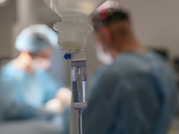 17-летняя девушка едва не погибла из-за рыбной кости