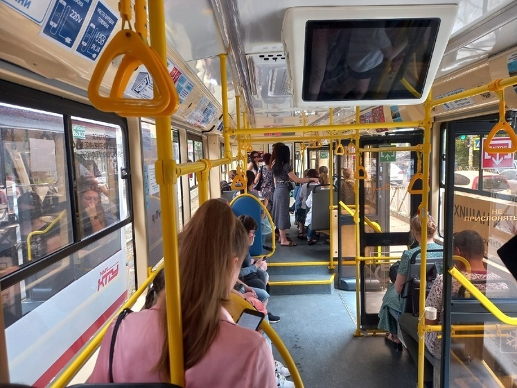 Водитель автобуса задержан за кражу вещей пассажирки