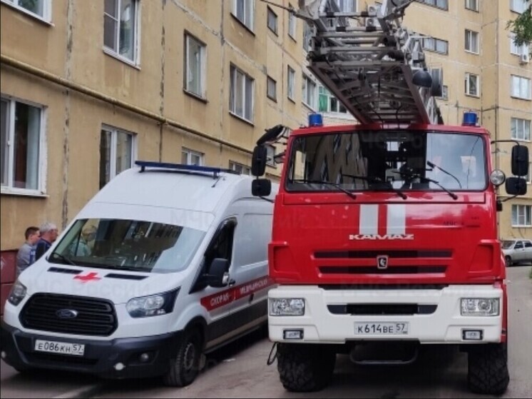 В Орле случился пожар в двухкомнатной квартире