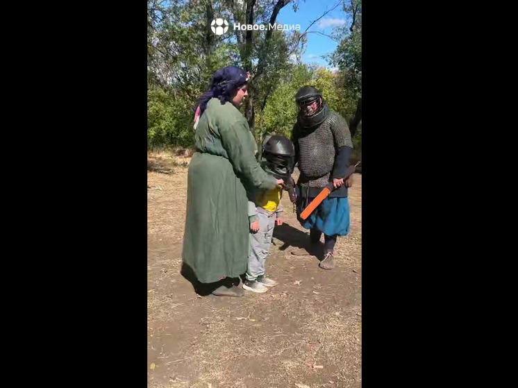 День рождения Харцызска отметили на коне и с саблей