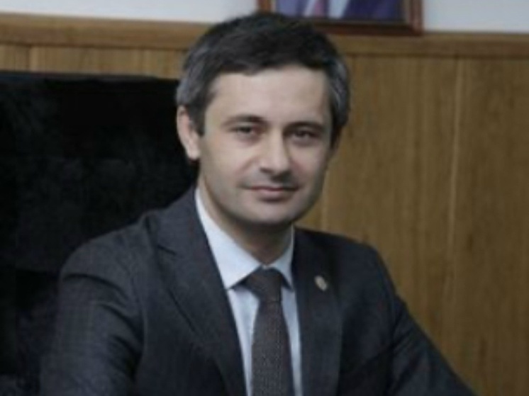 Суд по иску прокуратуры взыскал с главы района в Дагестане 33 млн рублей