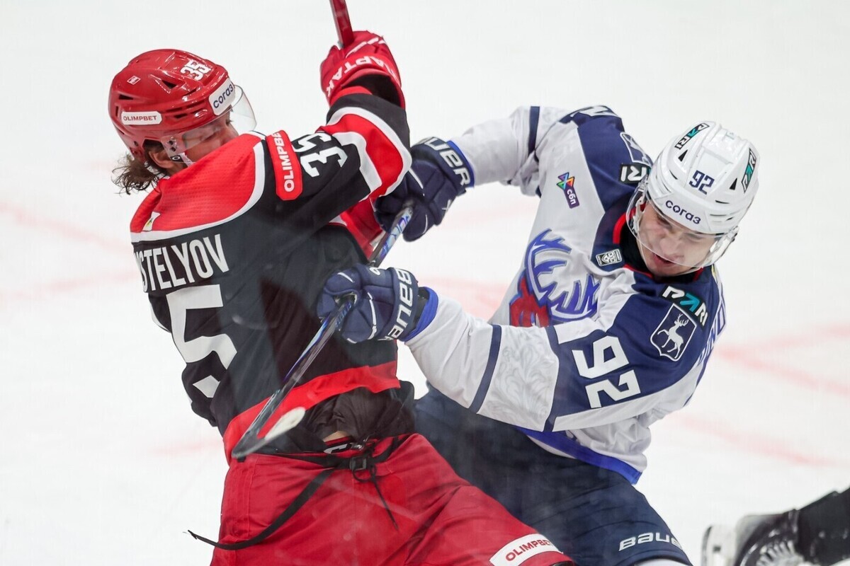 Обзор воскресных матчей Континентальной хоккейной лиги.