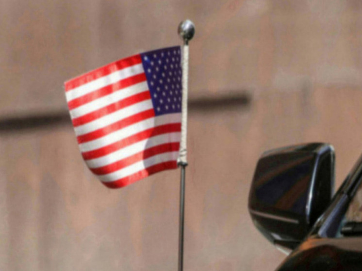 Politico: ЕС считает, что США могут склонить РФ к диалогу давлением на экономику